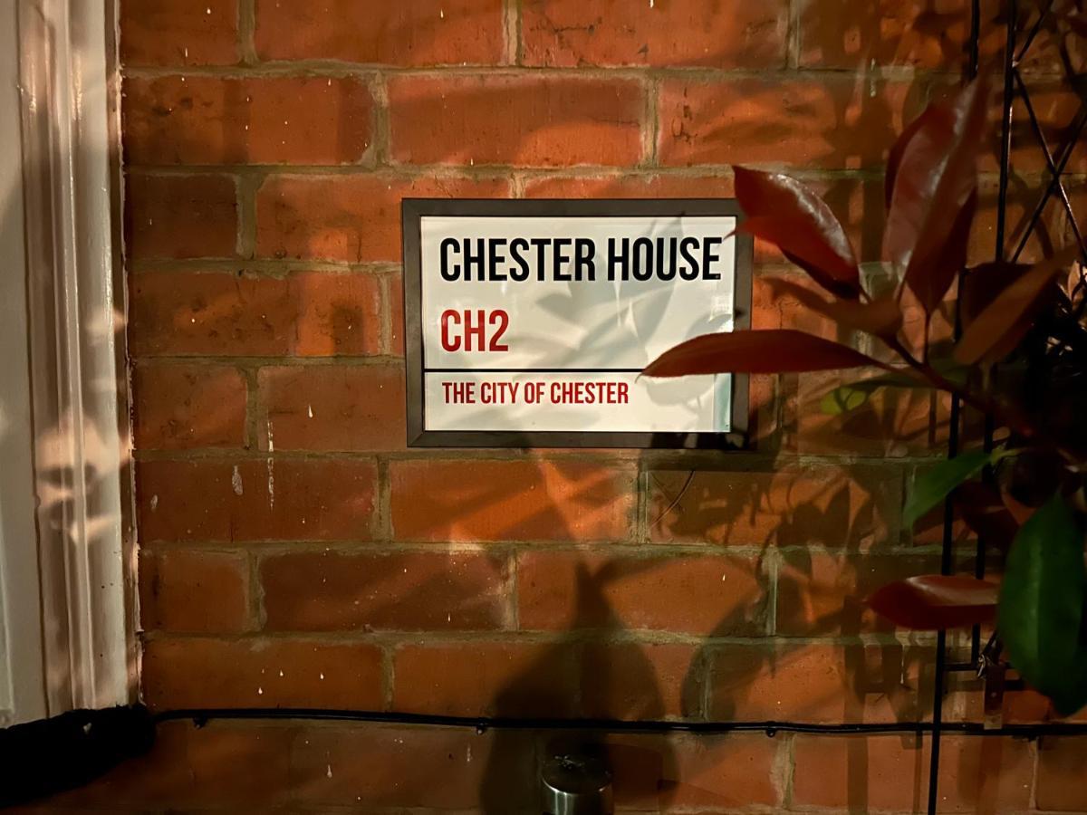Chester House Guest House Bagian luar foto Chester House, the home of the City of Chester